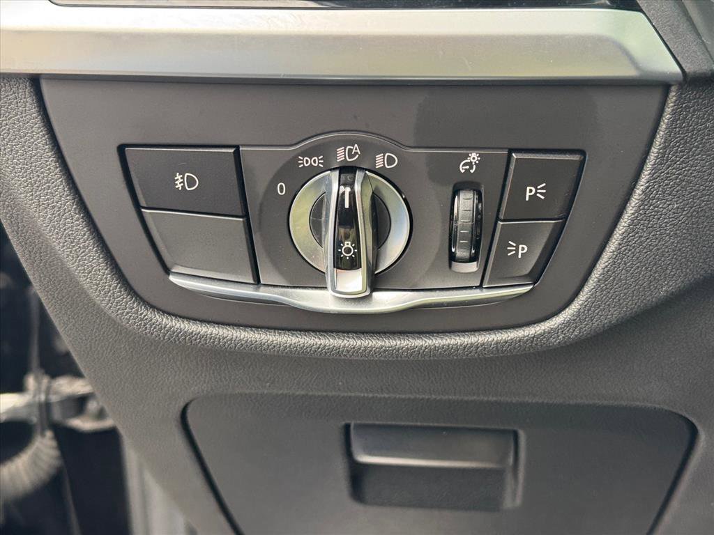 Used 2019 BMW X3 xDrive30i w/ Premium Package image 17