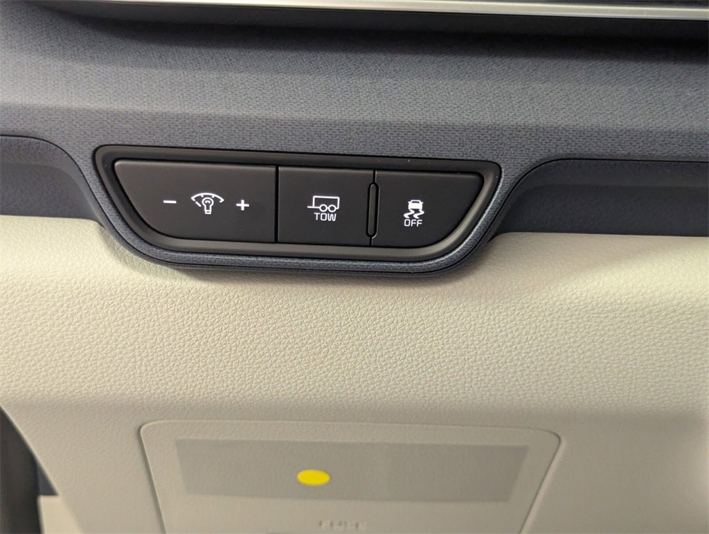 New 2025 Kia Carnival EX image 13