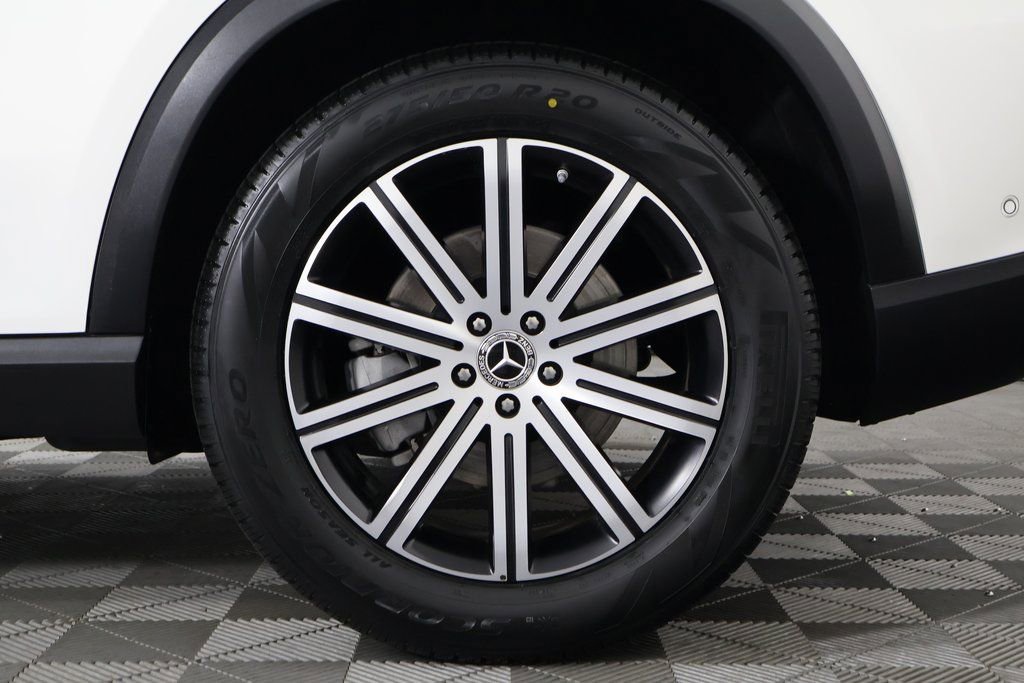 Certified 2024 Mercedes-Benz GLE 450 4MATIC w/ Winter Package image 16