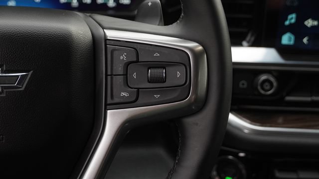 Used 2026 Chevrolet Silverado 1500 LT Trail Boss w/ LPO, Dark Essentials Package AWD/4WD image 28