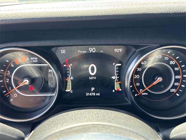 Used 2023 Jeep Gladiator Overland image 9