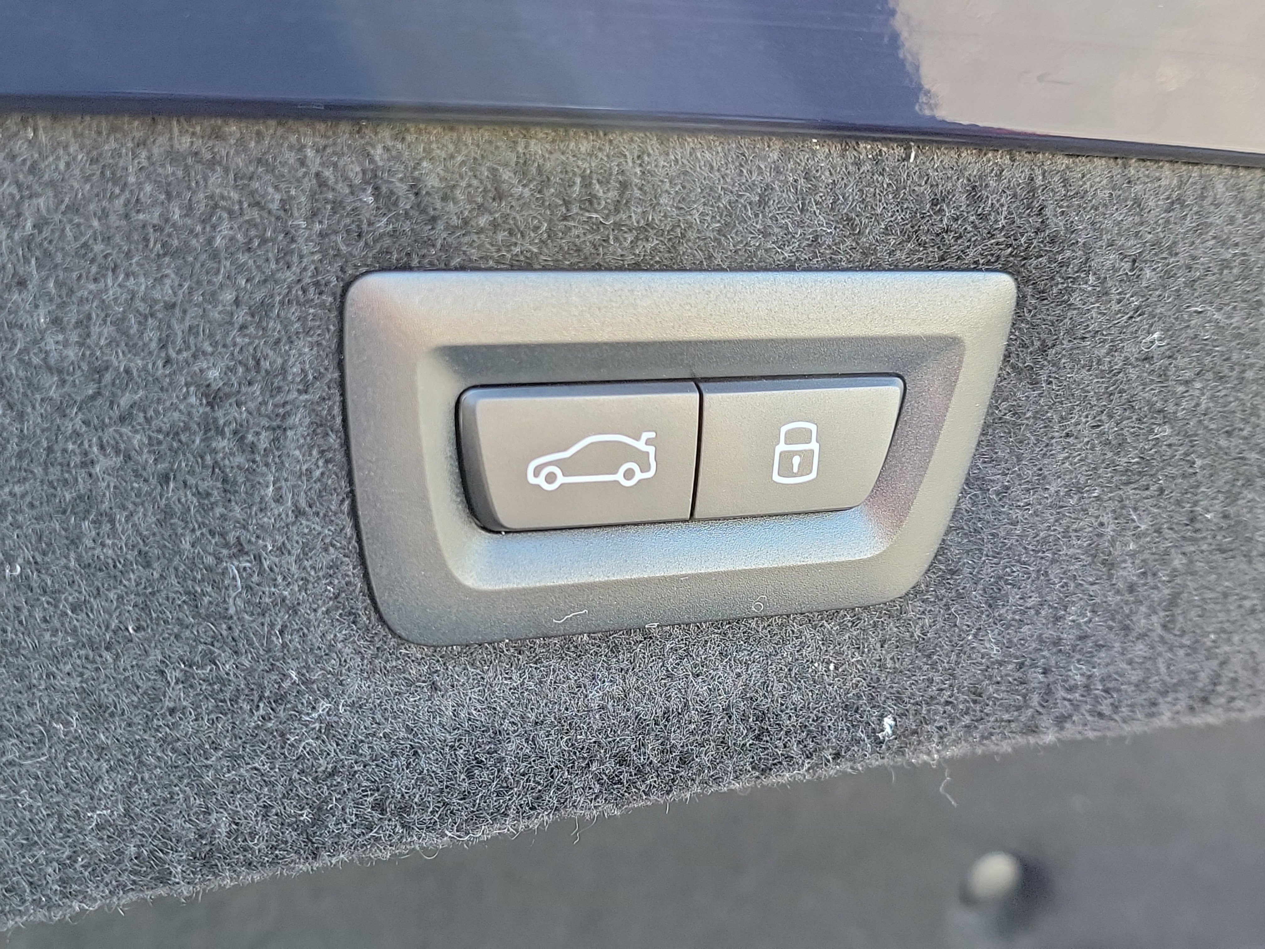 Used 2025 BMW M850i xDrive Convertible AWD/4WD image 9