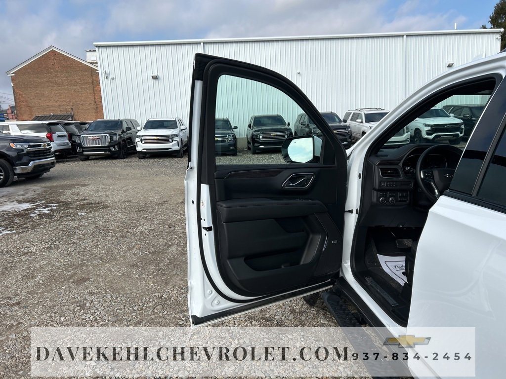 Used 2024 Chevrolet Suburban Z71 w/ Z71 Off-Road Package image 9