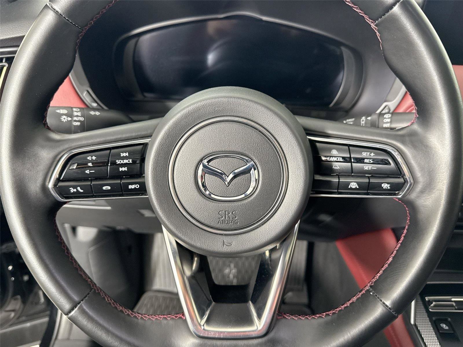 Certified 2025 MAZDA CX-70 Plug-In Hybrid w/ Premium Plus AWD/4WD image 17