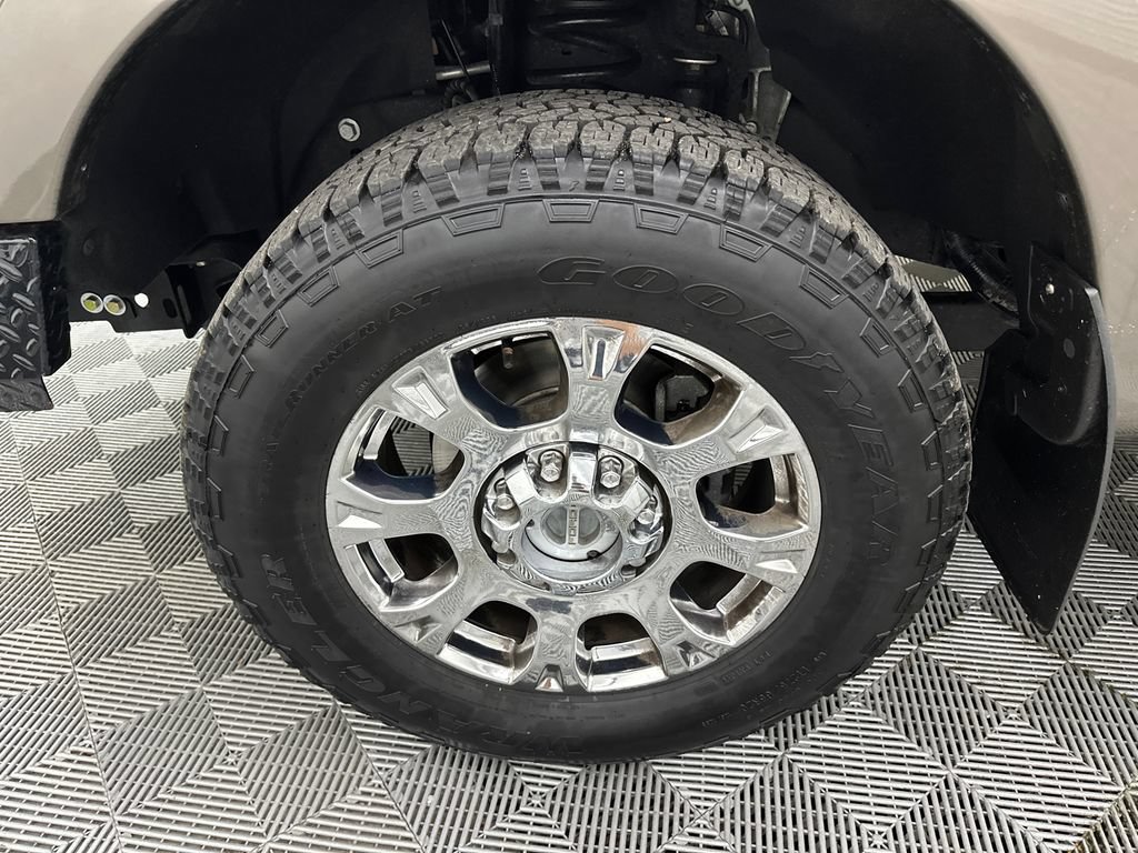 Used 2021 Ford F250 Lariat w/ Lariat Ultimate Package AWD/4WD image 13