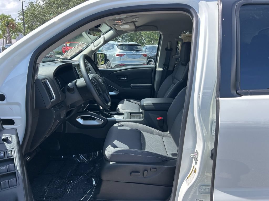 Certified 2025 Nissan Frontier SV AWD/4WD image 17