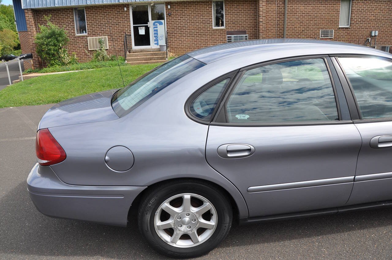 Used 2006 Ford Taurus SEL FWD image 26