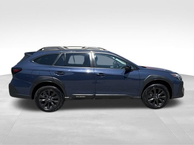 Used 2025 Subaru Outback Onyx Edition AWD/4WD image 8