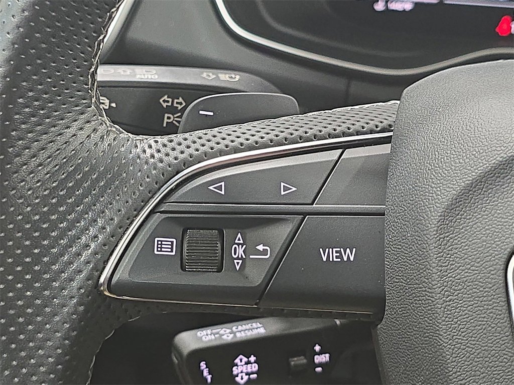 Used 2024 Audi SQ5 Prestige w/ Prestige Package image 17