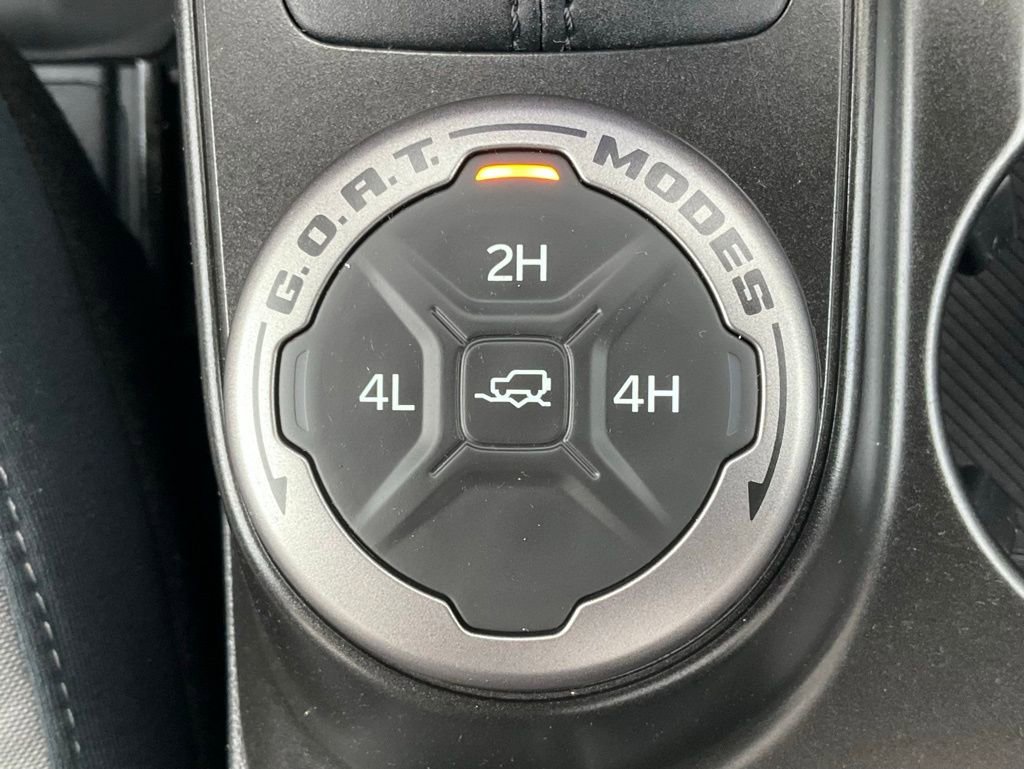 Used 2023 Ford Bronco Outer Banks image 45