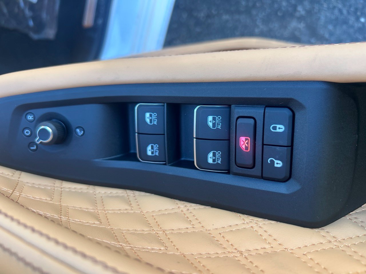 New 2027 Jeep Grand Cherokee Summit AWD/4WD image 15