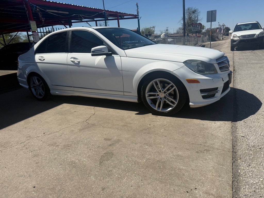 Used 2013 Mercedes-Benz C 250 C250 w/ Multimedia Pkg image 10