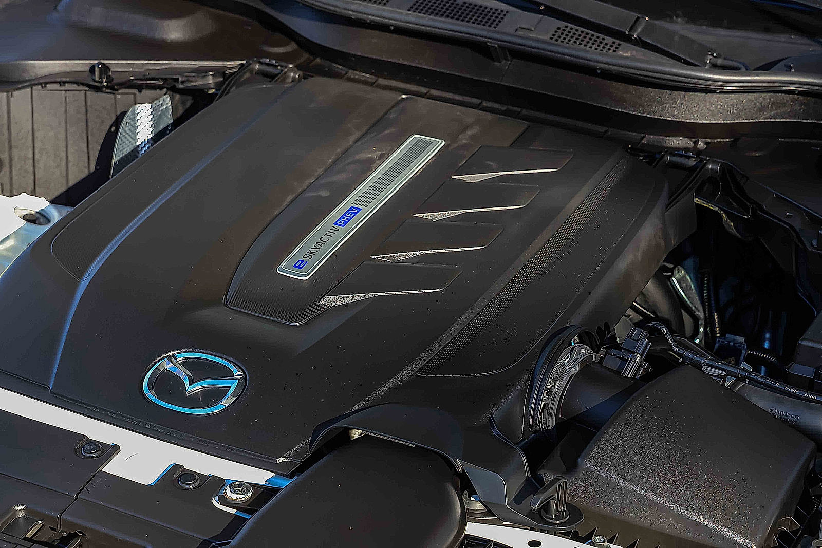 Used 2024 MAZDA CX-90 Plug-In Hybrid w/ Preferred image 31