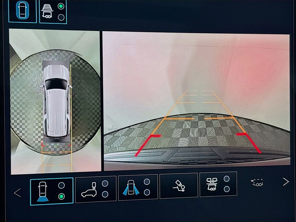 New 2026 GMC Yukon XL Denali image 14