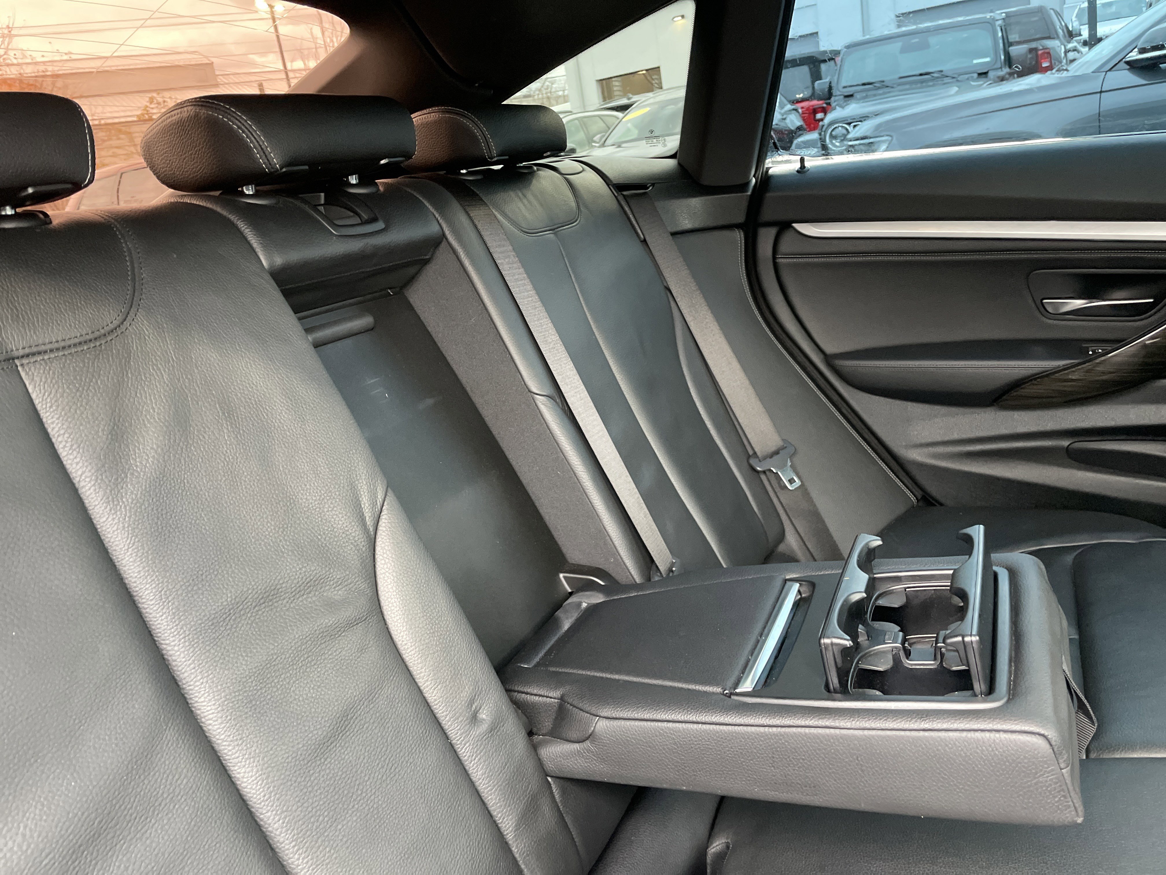 Used 2018 BMW 340i Gran Turismo xDrive image 21