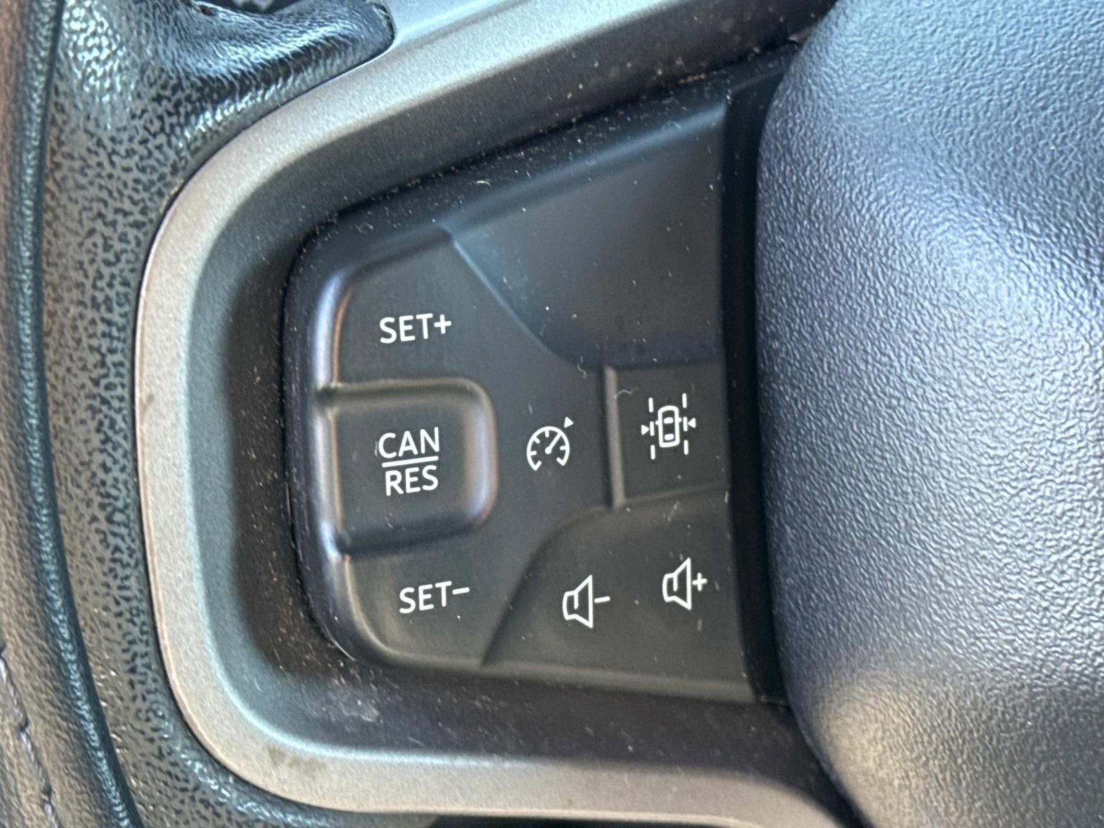 Used 2022 Ford Bronco Big Bend image 22