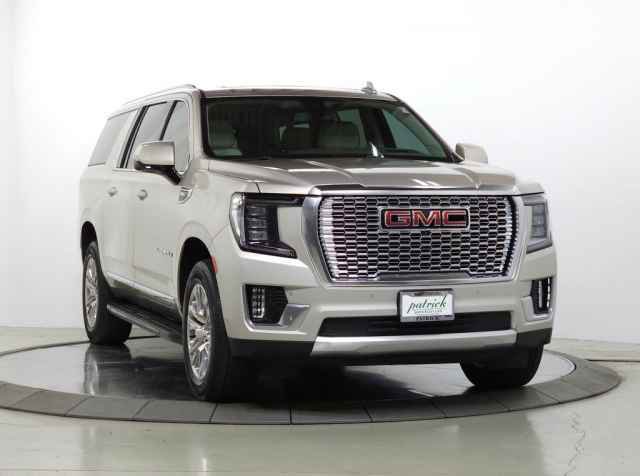 Used 2021 GMC Yukon XL Denali AWD/4WD image 1