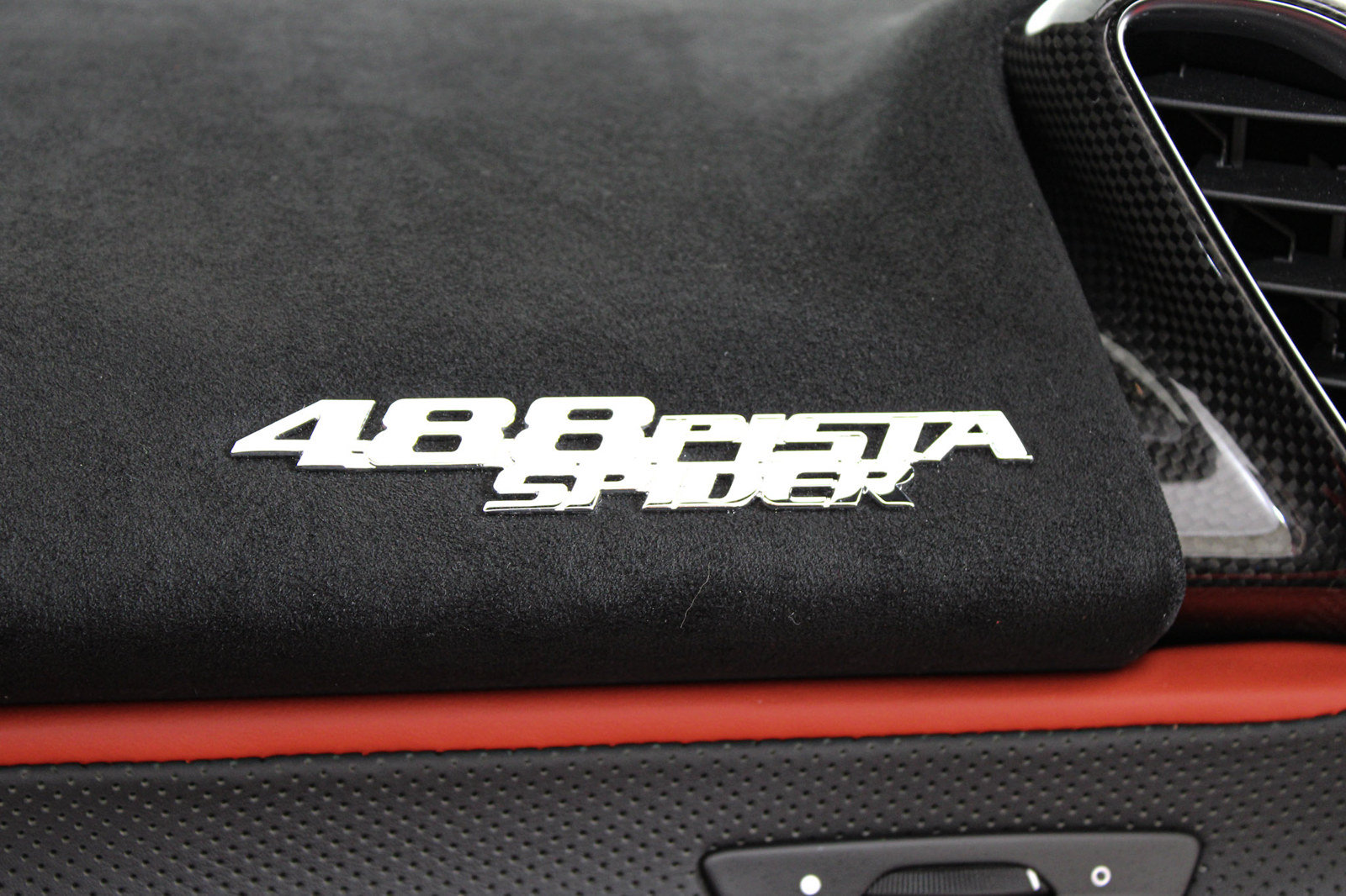 Certified 2019 Ferrari 488 Pista Spider RWD image 48
