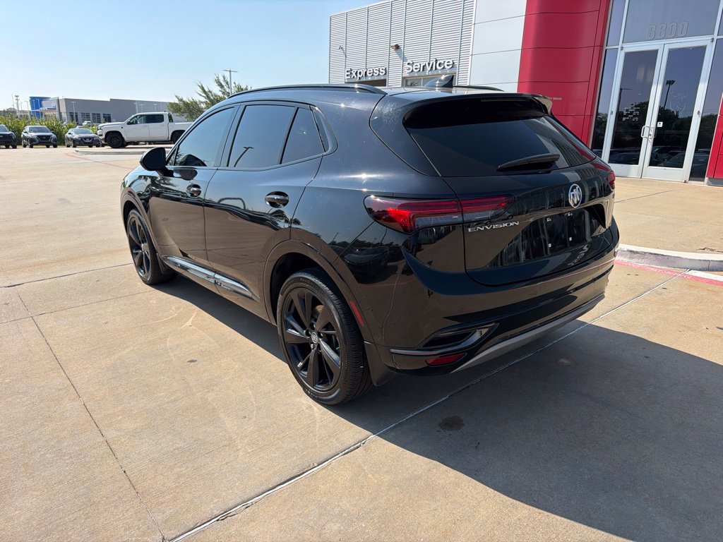 Used 2022 Buick Envision Preferred FWD image 3
