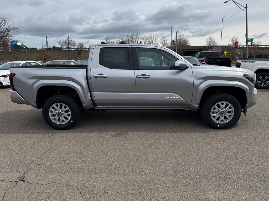 New 2026 Toyota Tacoma SR5 AWD/4WD image 8