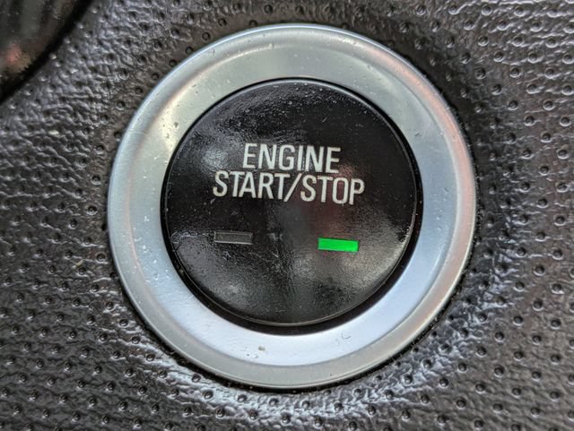 Used 2018 Cadillac XT5 Luxury w/ Driver Awareness Package FWD image 29