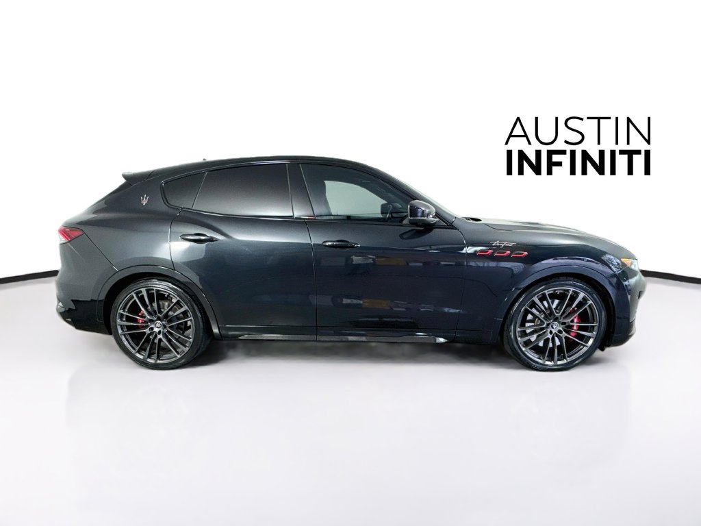 Used 2022 Maserati Levante Trofeo AWD/4WD image 8