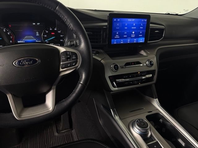 Used 2023 Ford Explorer XLT w/ Equipment Group 202A RWD image 24