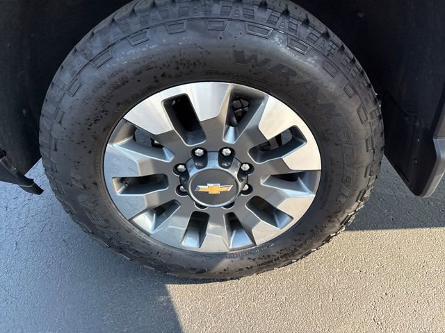 Certified 2024 Chevrolet Silverado 2500 Custom w/ Custom Value Package image 30