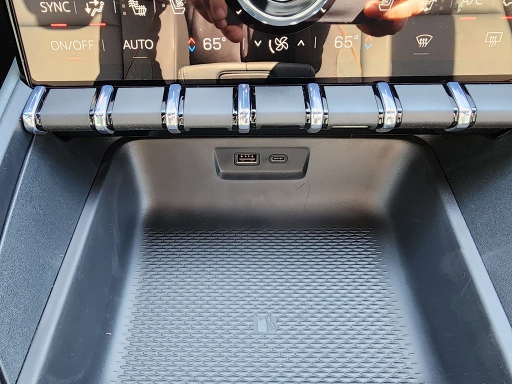 New 2026 GMC Terrain AT4 w/ Convenience Package III image 31