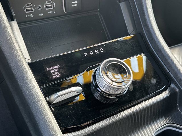 New 2025 Jeep Grand Cherokee L Limited w/ Luxury Tech Group II image 25