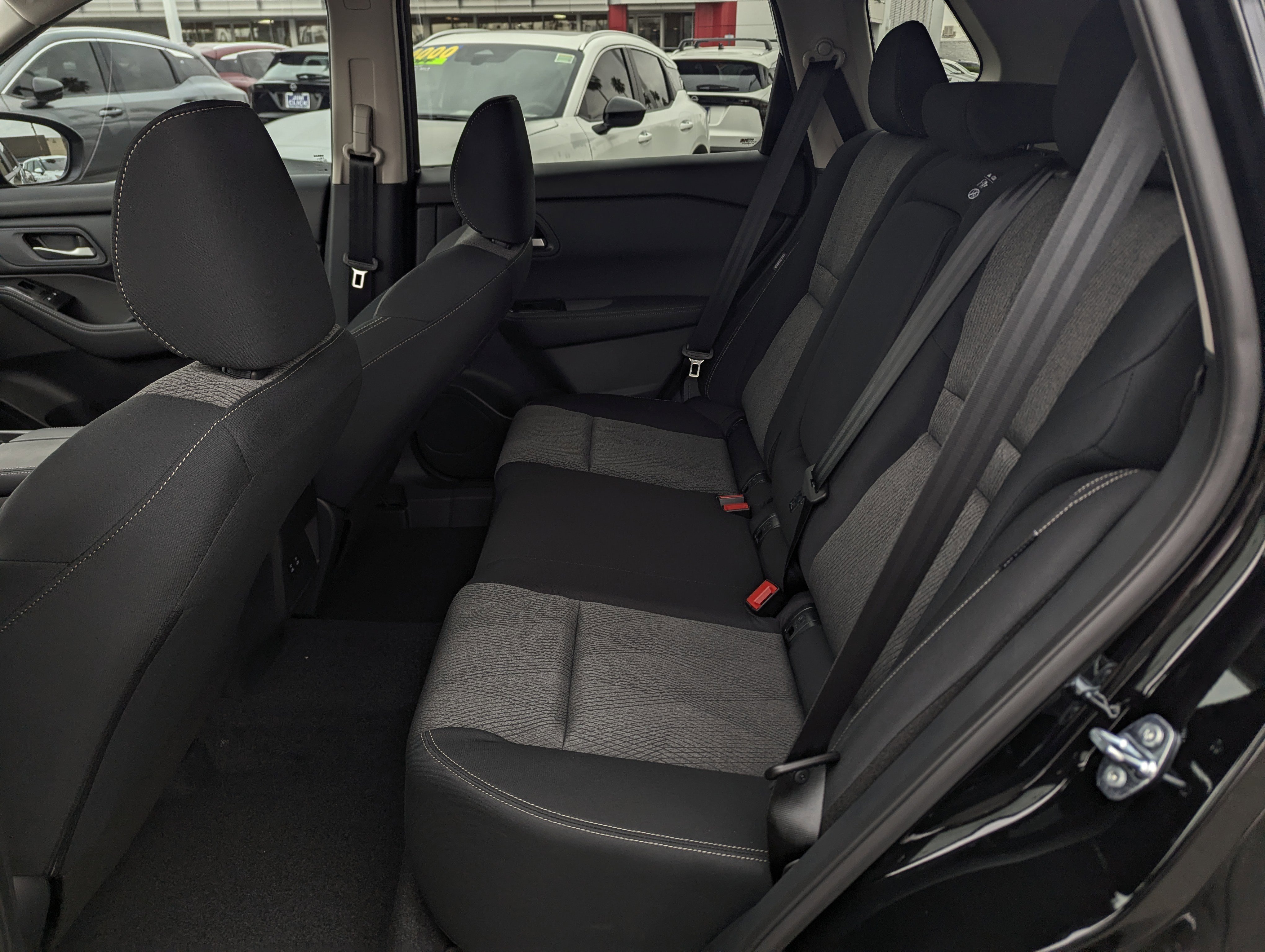 New 2026 Nissan Rogue SV image 8