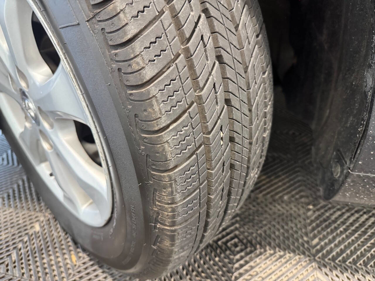 Used 2011 Toyota Camry LE w/ LE Extra-Value Pkg image 36