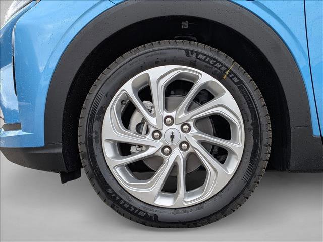 New 2027 Chevrolet Bolt LT w/ Comfort Package image 18