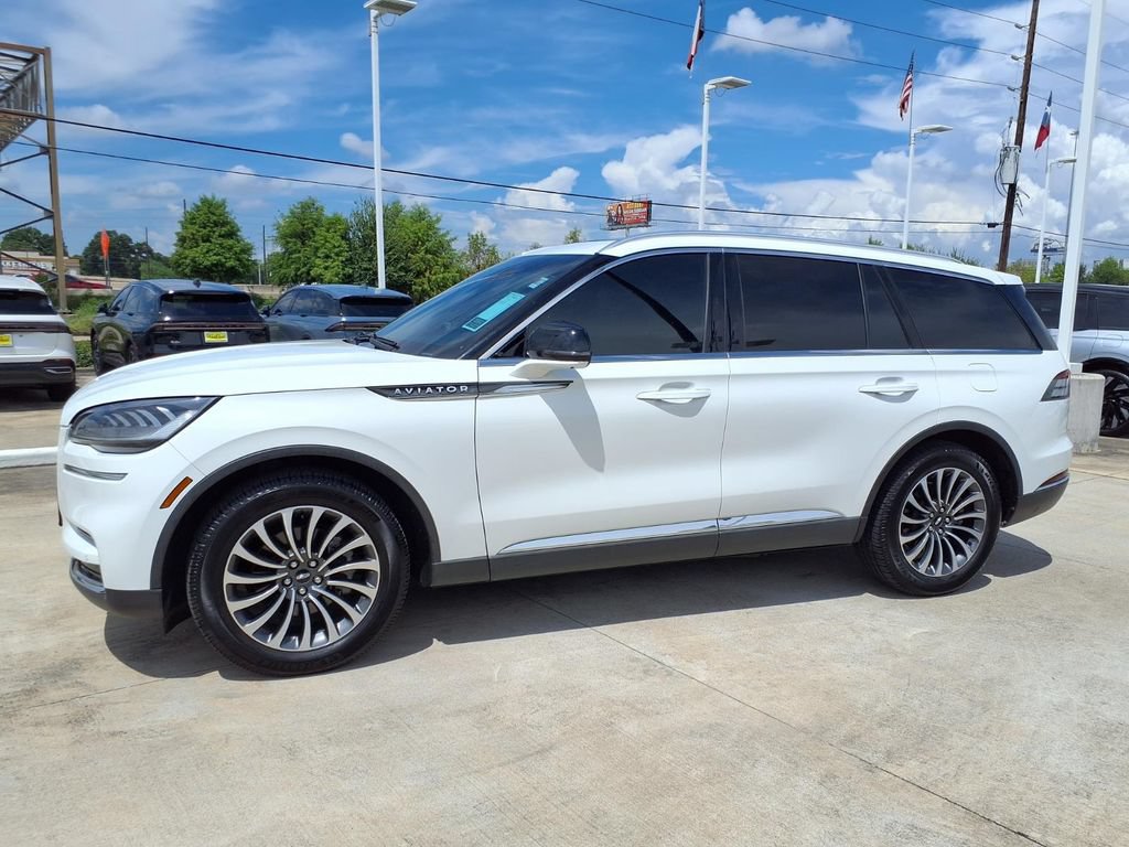 Used 2022 Lincoln Aviator Reserve w/ Elements Package Plus RWD image 3