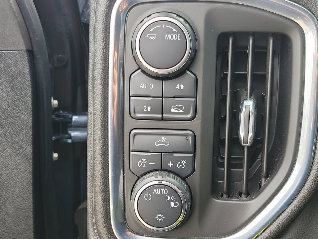 Used 2020 Chevrolet Silverado 1500 LT w/ All-Star Edition AWD/4WD image 21