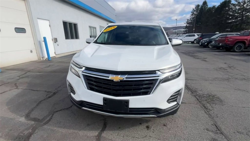Certified 2024 Chevrolet Equinox LT image 3