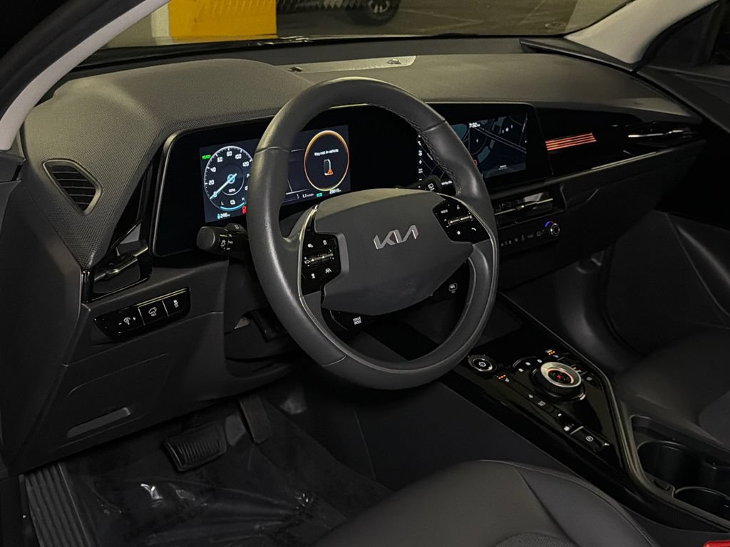 Certified 2023 Kia Niro Wind w/ Wind Preserve Package FWD image 23