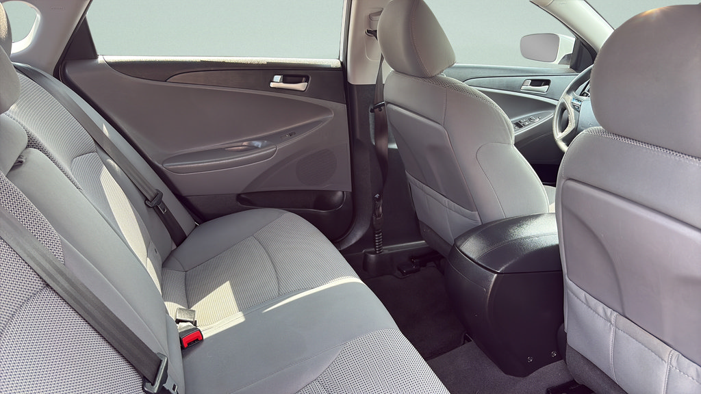 Used 2014 Hyundai Sonata GLS FWD image 21