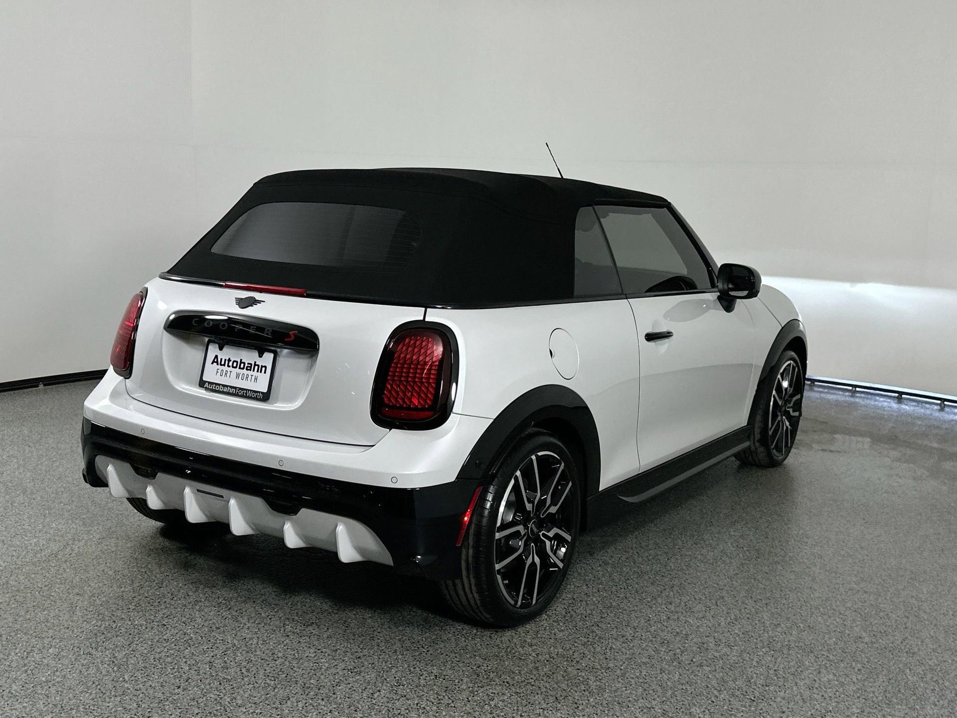 New 2026 MINI Cooper S image 5