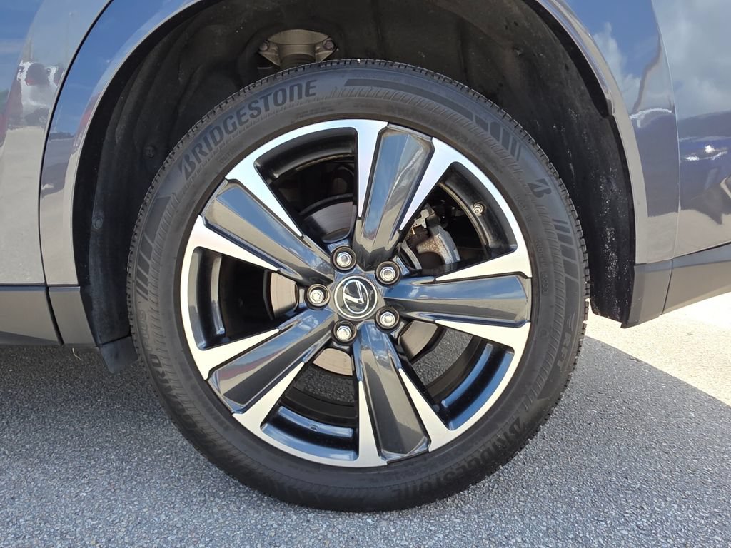 Used 2023 Lexus UX 250h FWD w/ Accessory Package (Z1) image 16