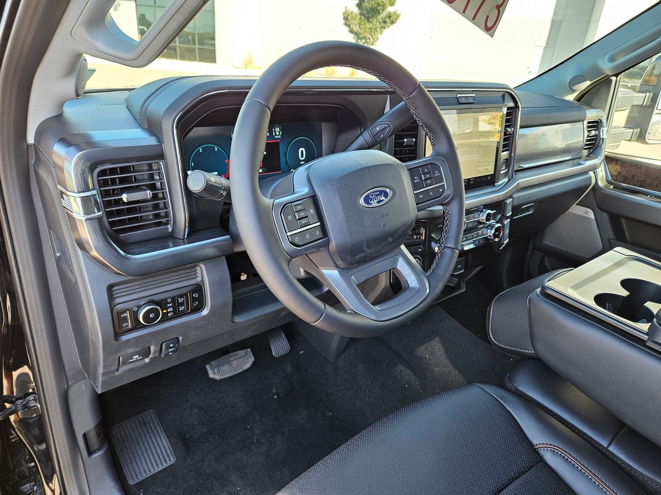 New 2025 Ford F350 Lariat w/ Tremor Off-Road Package AWD/4WD image 12