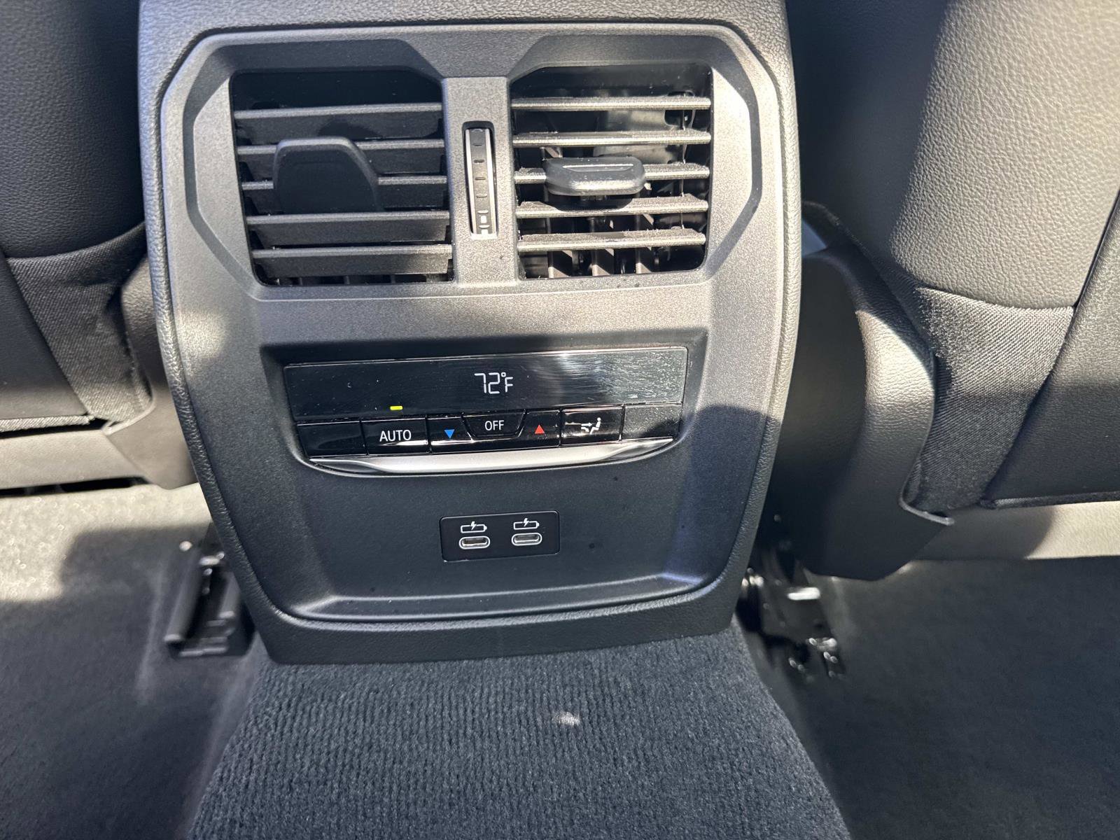 Certified 2025 BMW 330i Sedan image 15