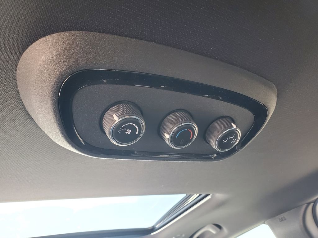 Used 2024 Dodge Durango R/T w/ Tow 'N Go Package image 29