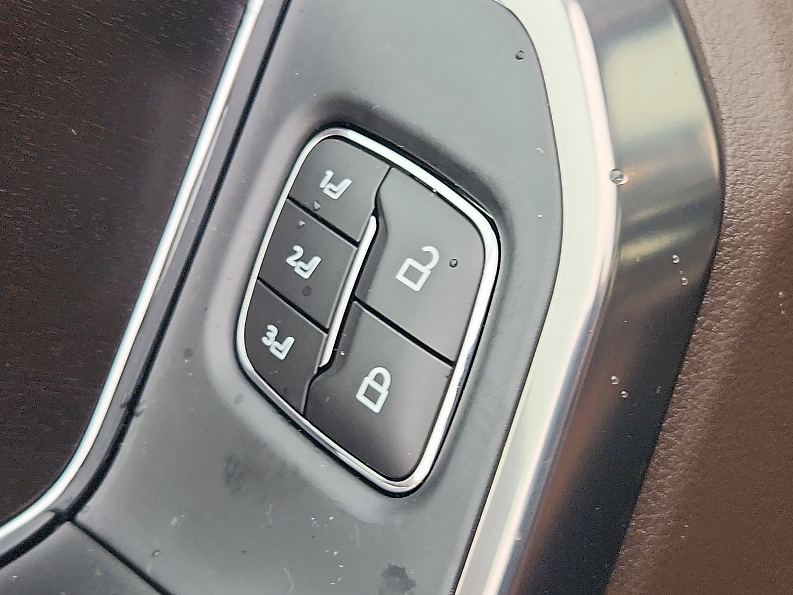 New 2025 Ford F150 King Ranch w/ FX4 Off-Road Package image 17