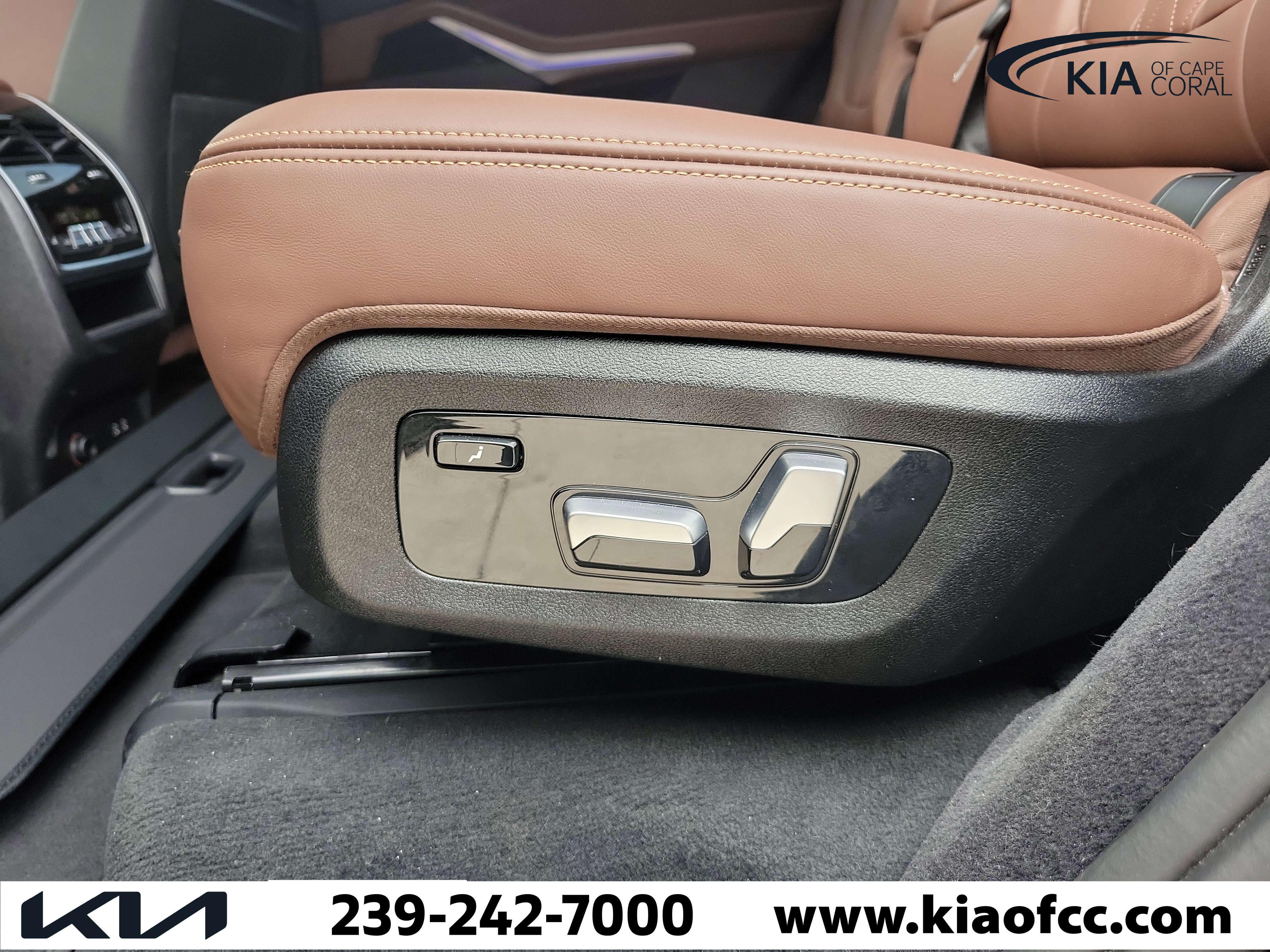 Used 2026 BMW X7 xDrive40i AWD/4WD image 14