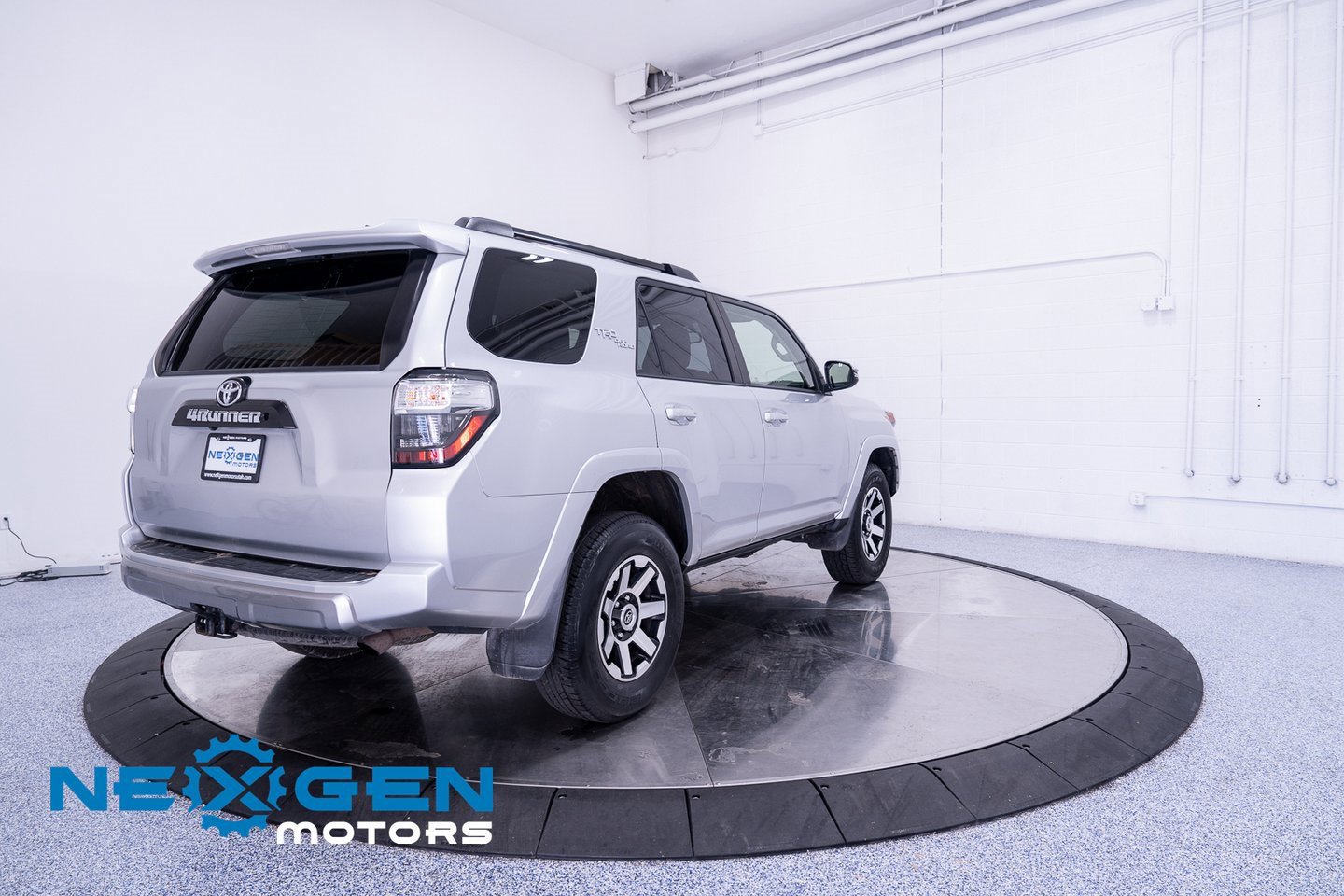 Used 2019 Toyota 4Runner TRD Off-Road Premium image 33