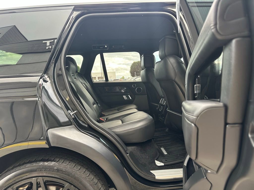 Used 2019 Land Rover Range Rover HSE image 22