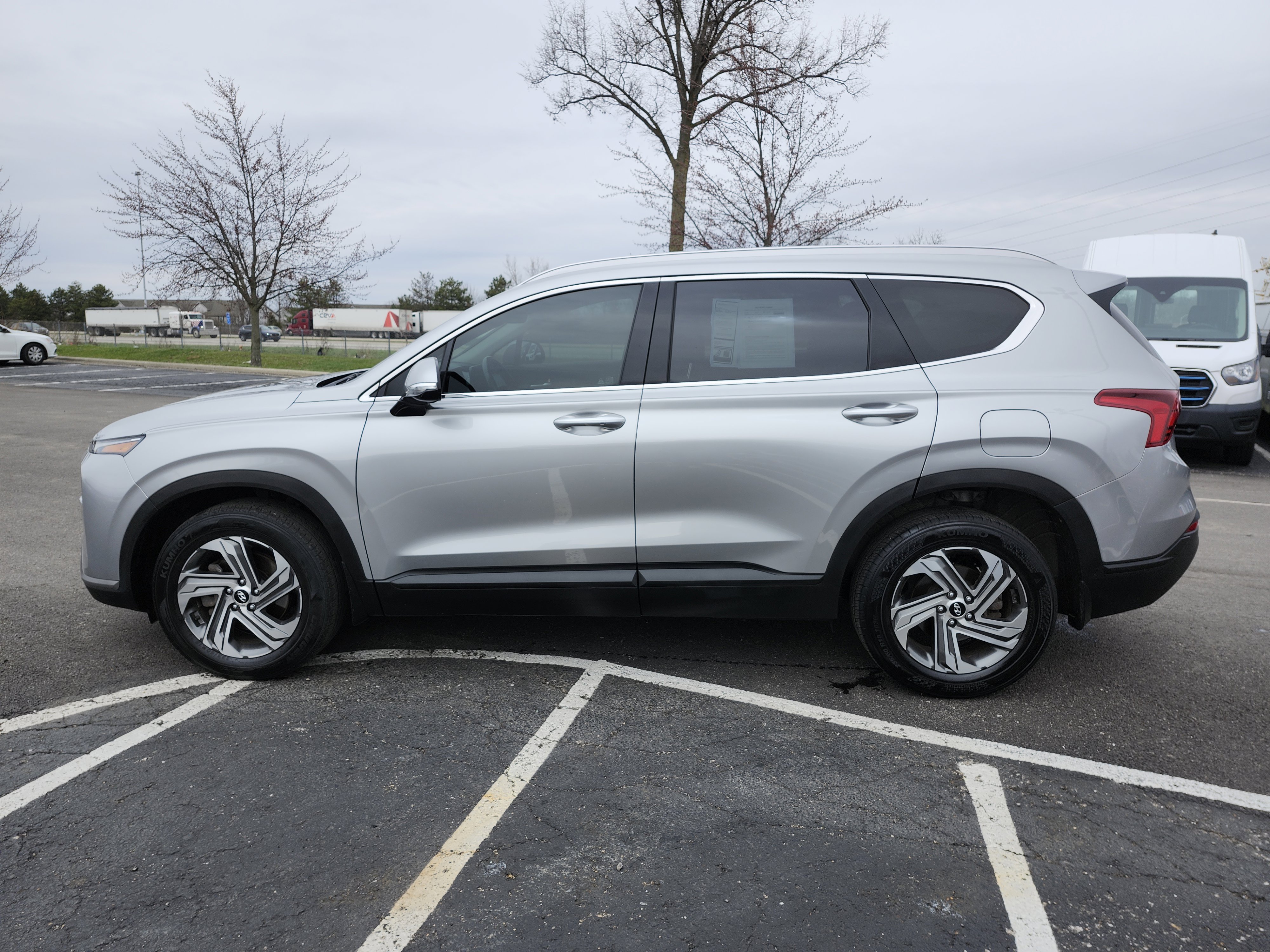 Used 2023 Hyundai Santa Fe SEL FWD image 17