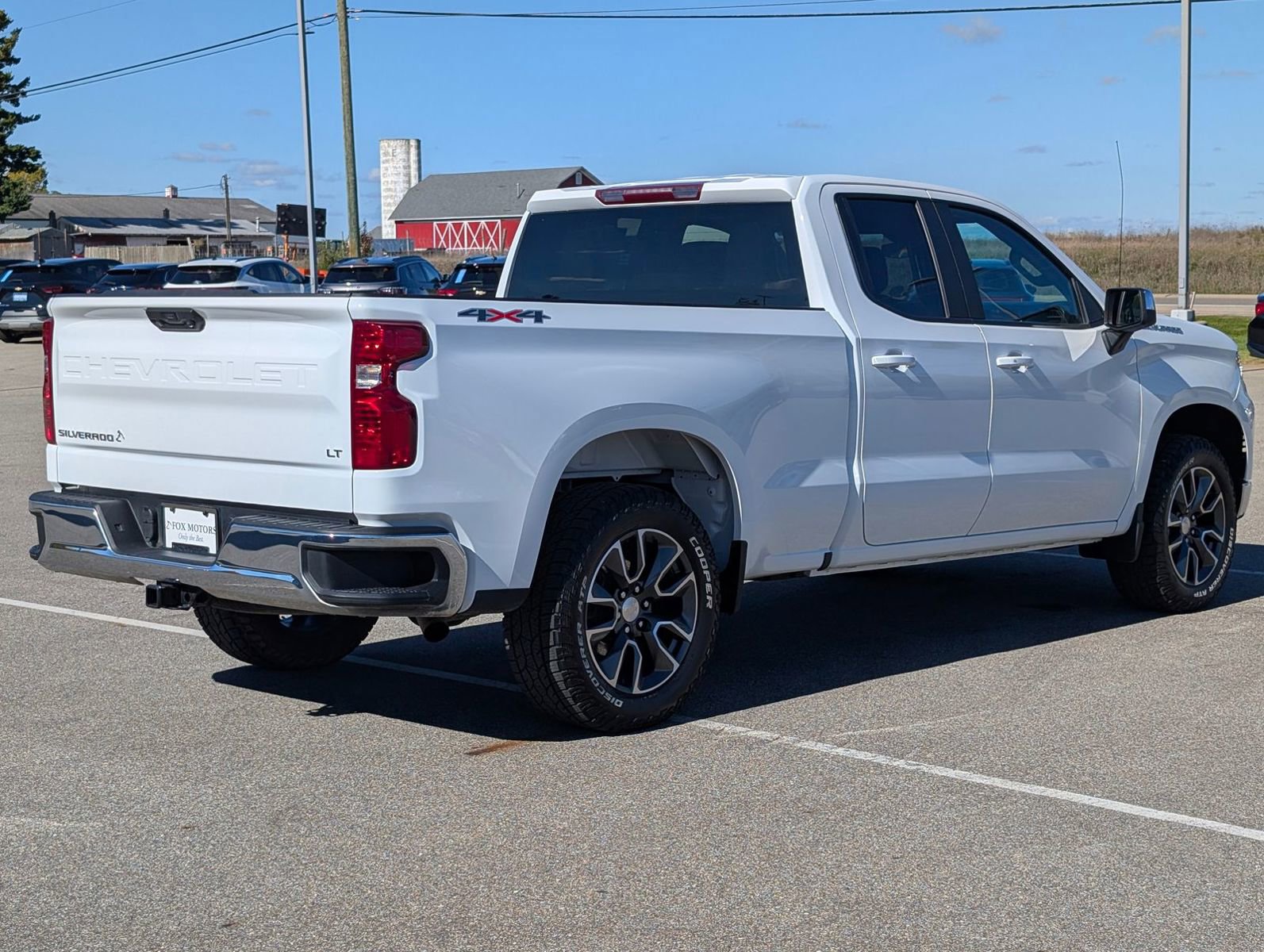 Used 2022 Chevrolet Silverado 1500 LT image 4