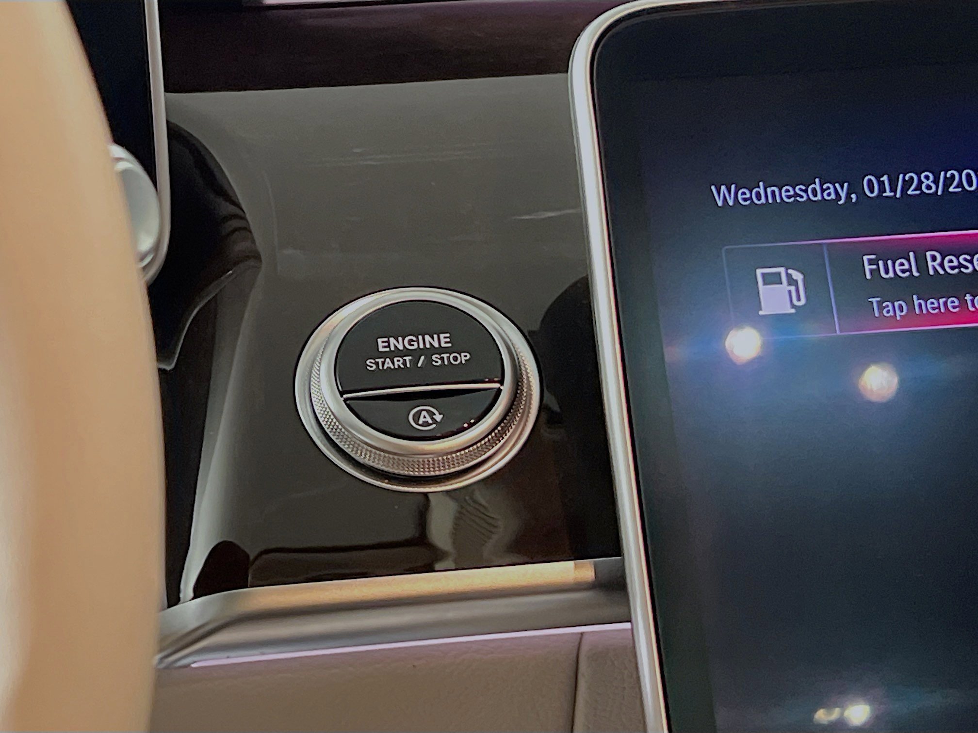 Used 2023 Mercedes-Benz S 500 4MATIC image 23